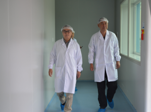 省工信厅规划发展处处长王永庆一行领导莅临我公司调研